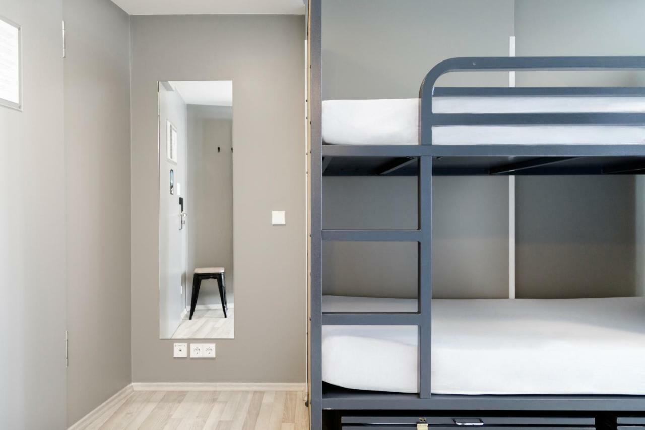 Private 4-Bed Room